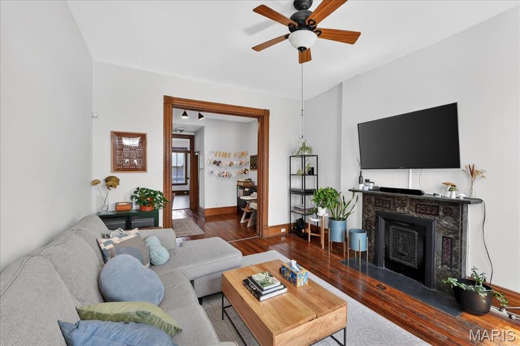 Photo of 4441 Oakland Avenue, St Louis, MO 63110 (MLS # 26020911)