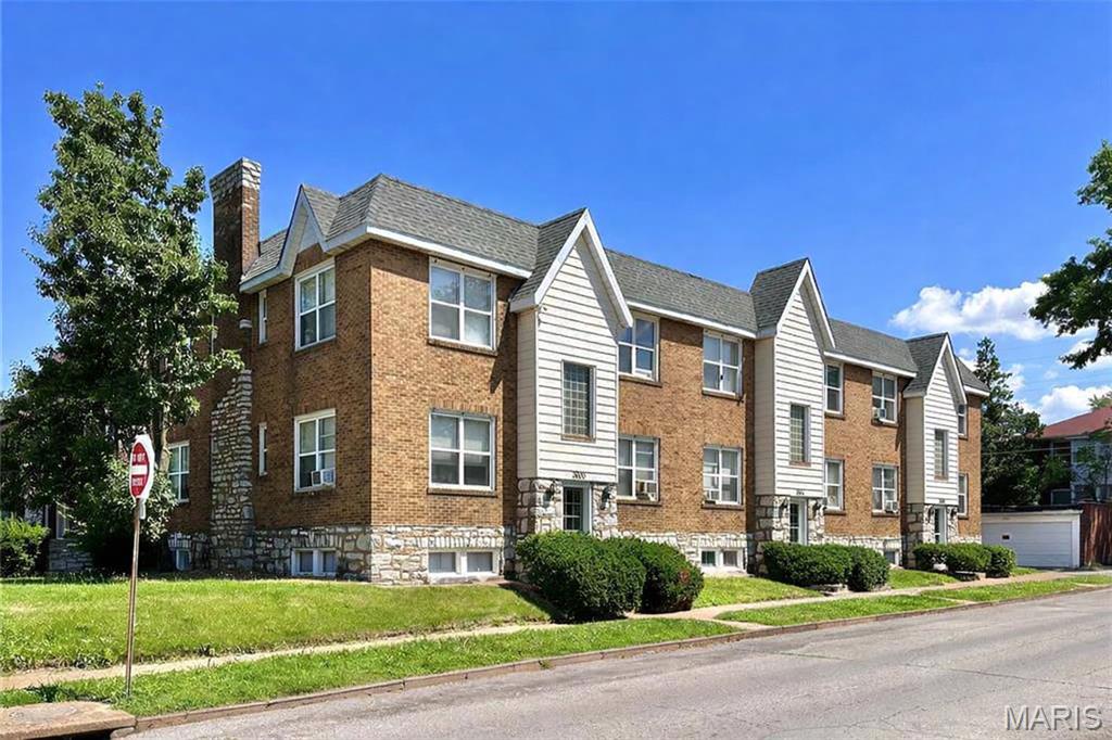 Photo 1 of 7 — 3600 Hereford Street 2S, St Louis, MO 63109
