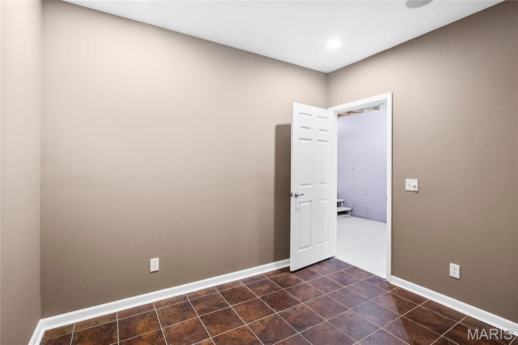 High School Terrace Lts 41 & 42 Bdy Adj - Residential