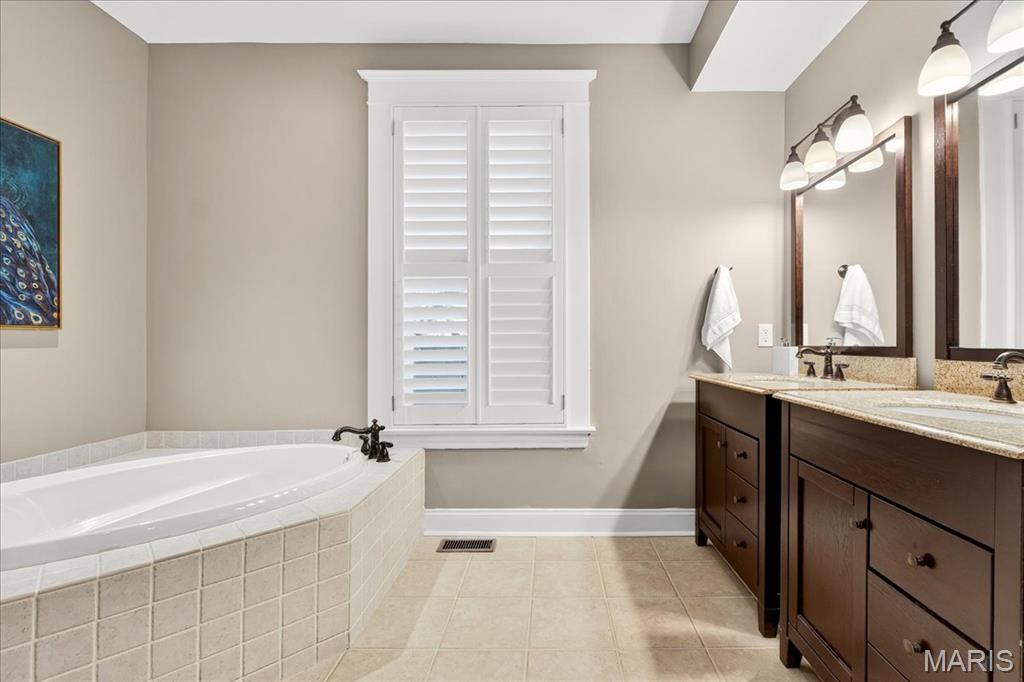 High School Terrace Lts 41 & 42 Bdy Adj - Residential