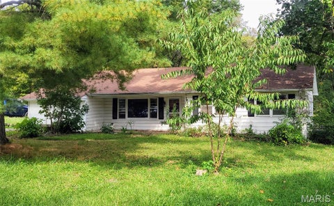 Photo of 409 Puetz Lane, Gray Summit, MO 63039 (MLS # 26069051)