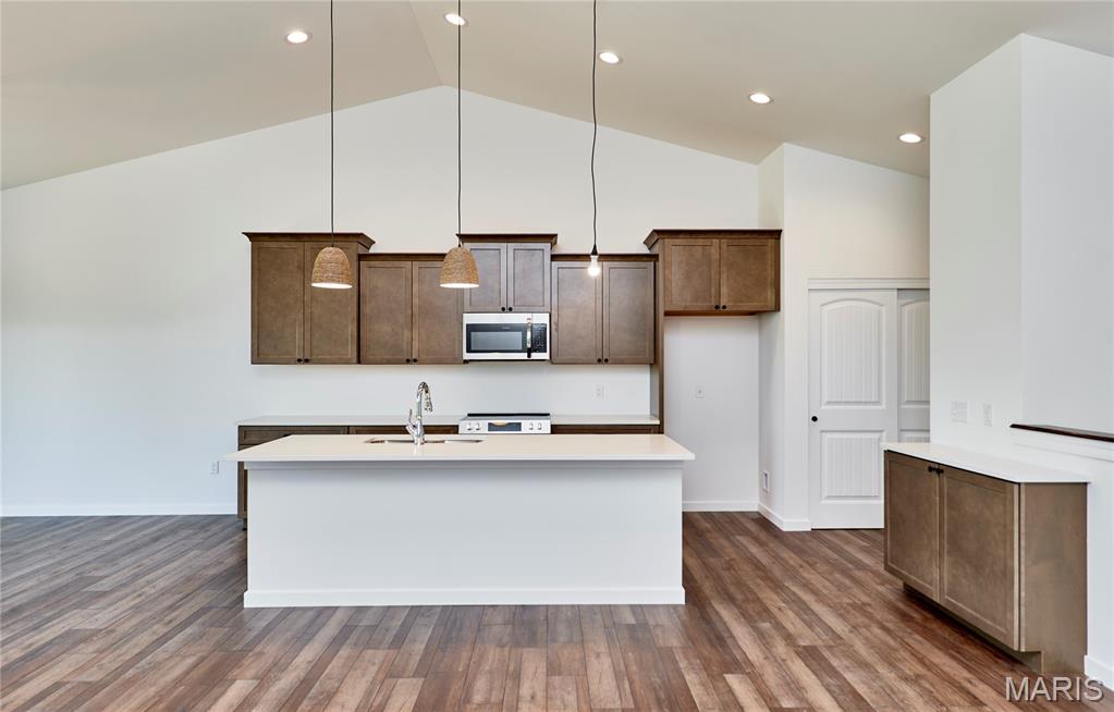 Stoneridge Villas - Residential