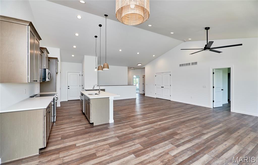 Stoneridge Villas - Residential