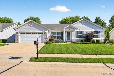 Tiny photo for 225 Royallsprings Parkway, OFallon, MO 63368 (MLS # 26067900)