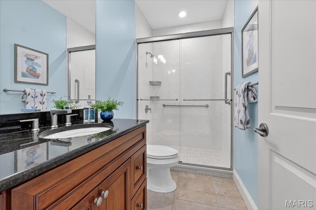 Crescent Condo - Residential