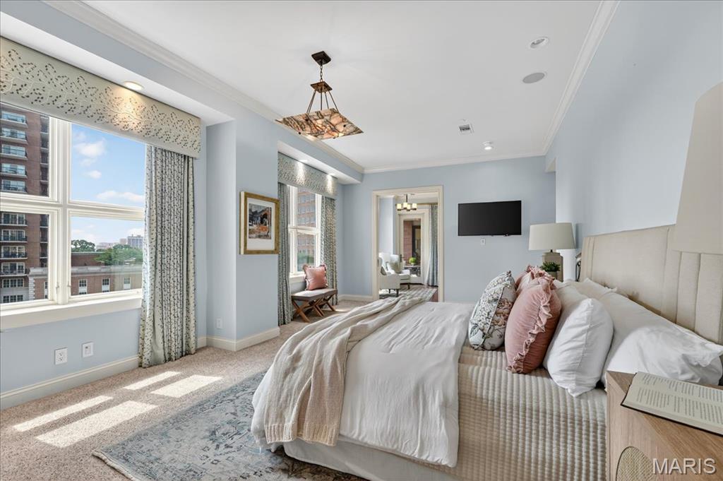 Crescent Condo - Residential