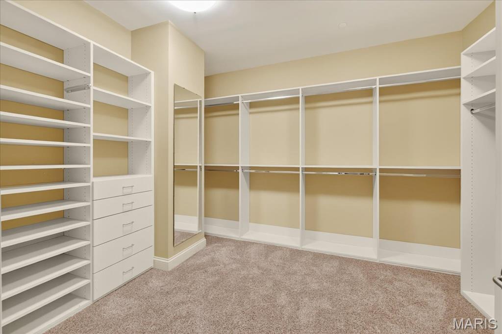 Crescent Condo - Residential