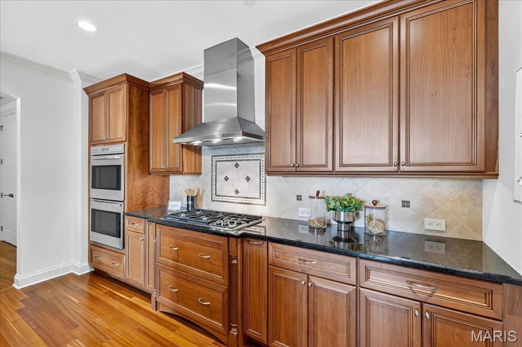 Crescent Condo - Residential