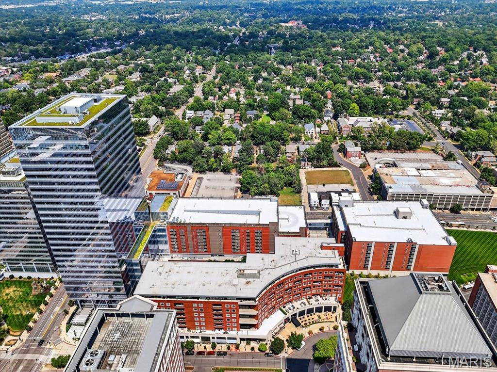 Crescent Condo - Residential