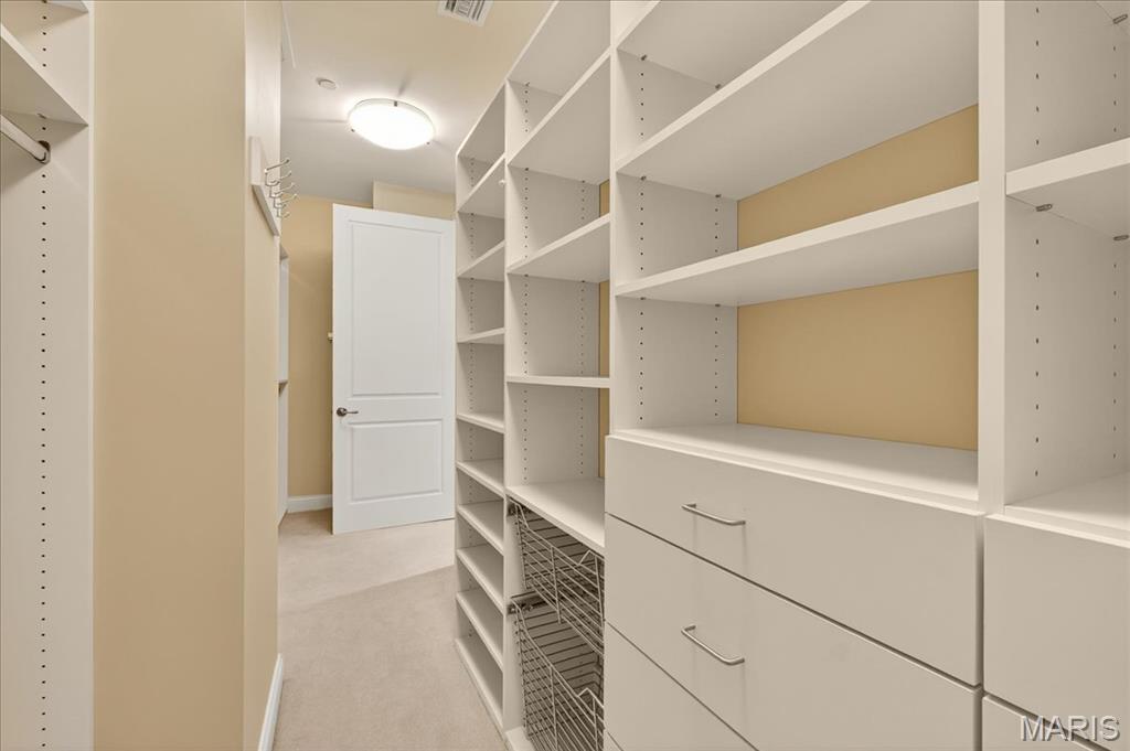 Crescent Condo - Residential