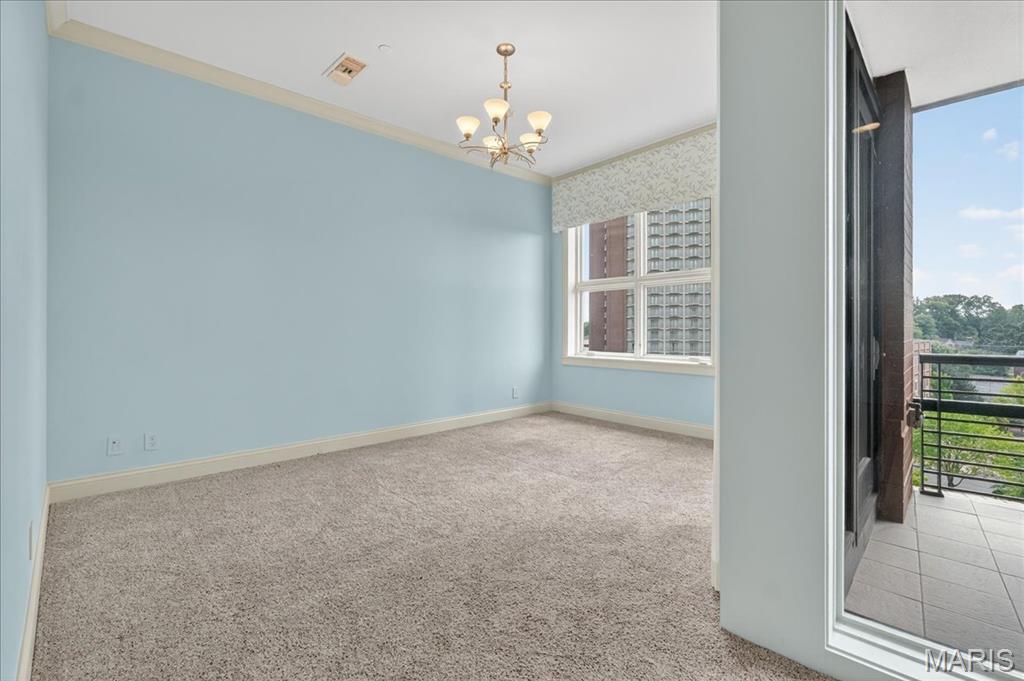 Crescent Condo - Residential