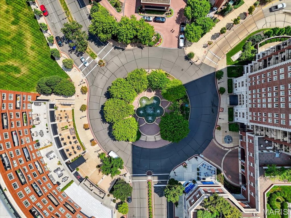 Crescent Condo - Residential