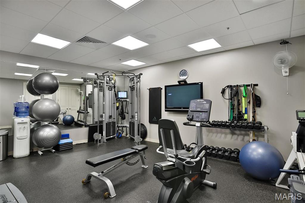 Crescent Condo - Residential