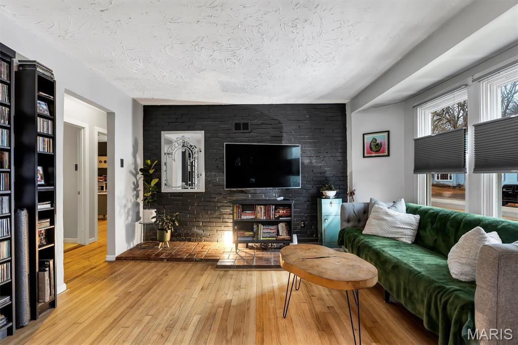 Carlton - Residential