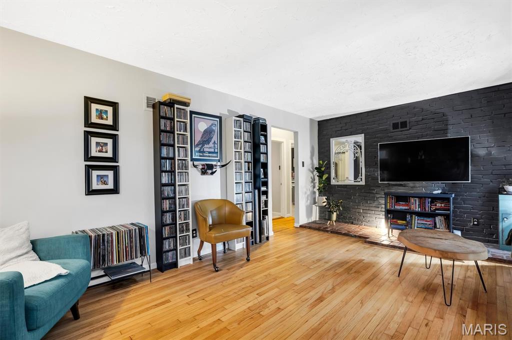 Carlton - Residential