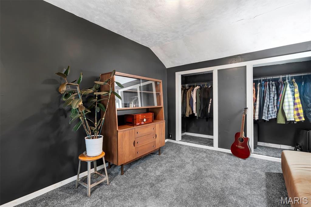 Carlton - Residential