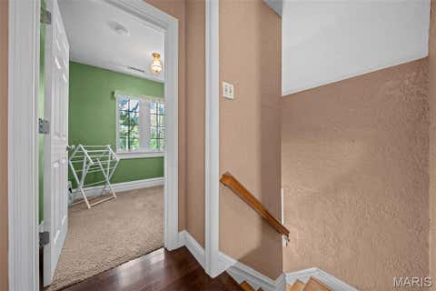 Tiny photo for 332 Newport Avenue, Webster Groves, MO 63119 (MLS # 26038870)