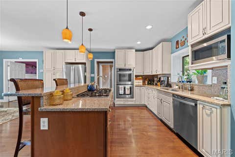 Tiny photo for 332 Newport Avenue, Webster Groves, MO 63119 (MLS # 26038870)