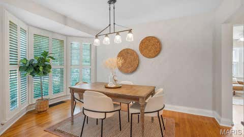 Tiny photo for 1439 S Elm Avenue, Webster Groves, MO 63119 (MLS # 26042225)