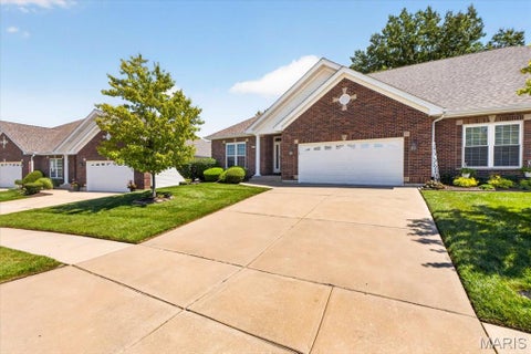 Tiny photo for 2418 Golden Bear Way #711A, Wentzville, MO 63385 (MLS # 26053742)