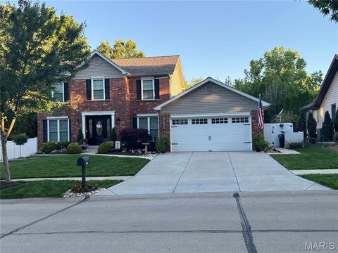 Photo of 16554 Green Pines Drive, Wildwood, MO 63011 (MLS # 26031105)
