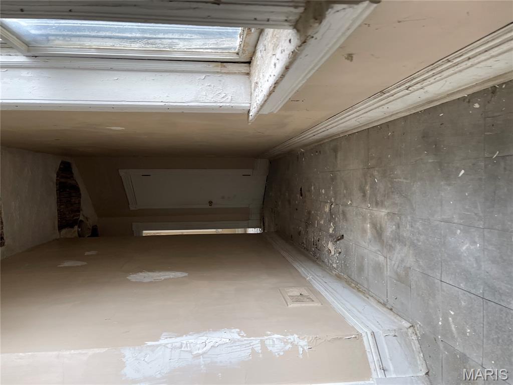 Shields - Commercial Sale