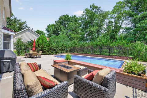 Tiny photo for 2024 Meadowbrook Way Drive, Chesterfield, MO 63017 (MLS # 26037392)