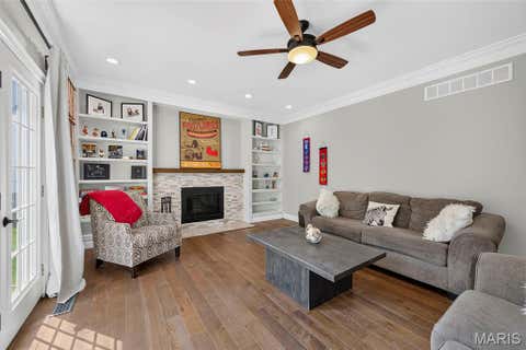 Tiny photo for 2024 Meadowbrook Way Drive, Chesterfield, MO 63017 (MLS # 26037392)