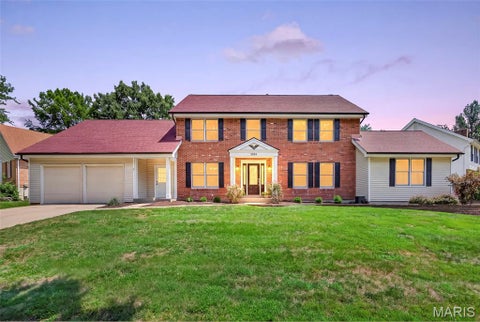 Photo of 2024 Meadowbrook Way Drive, Chesterfield, MO 63017 (MLS # 26037392)