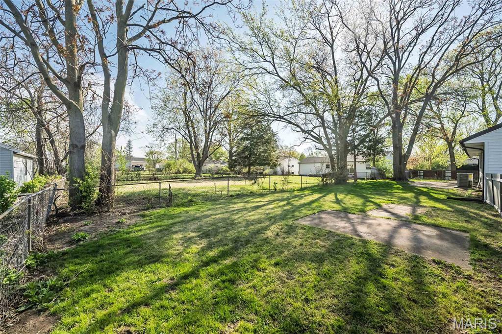Florissant Manor - Residential
