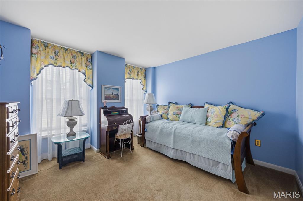 Meadows At Forder Oaks Three The - Residential