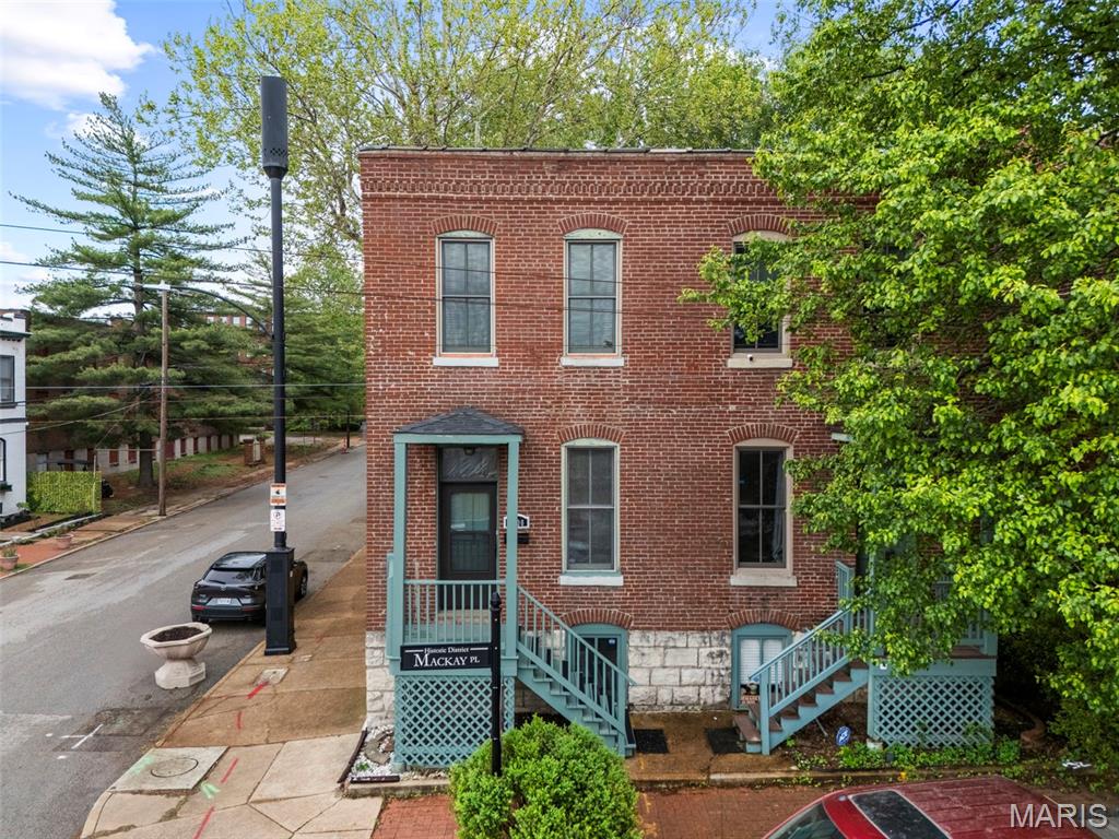 Sianos - Residential