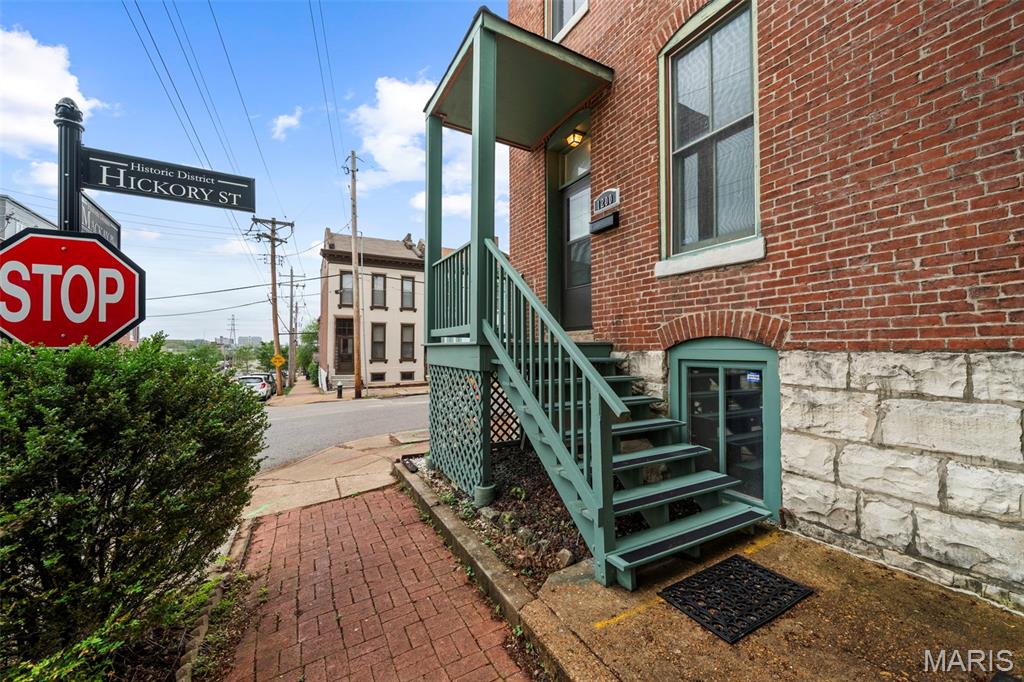 Sianos - Residential