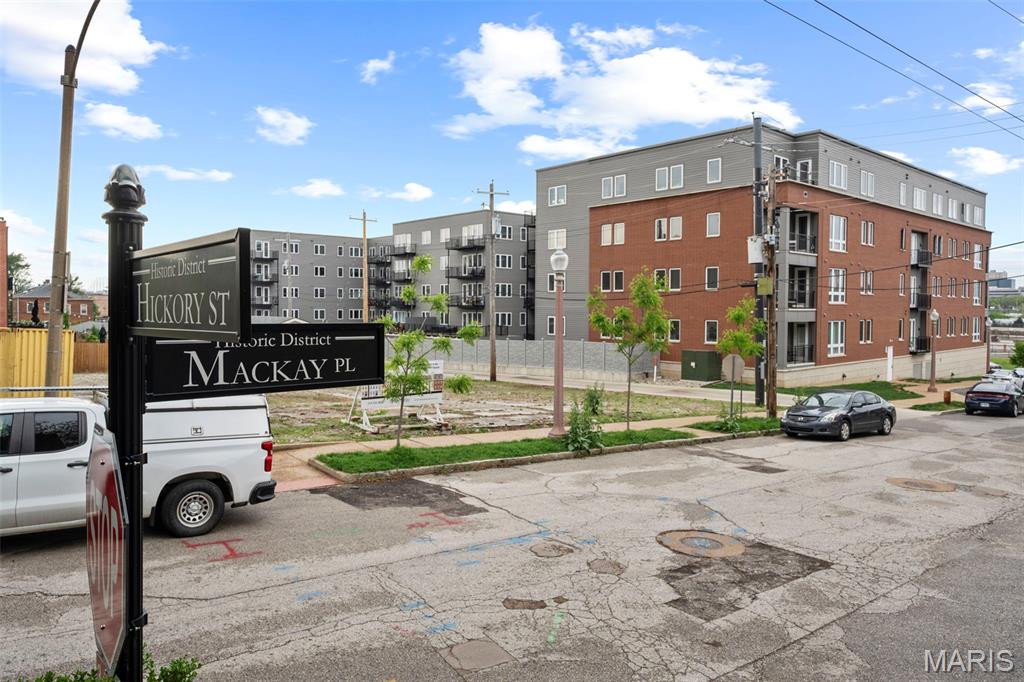 Sianos - Residential