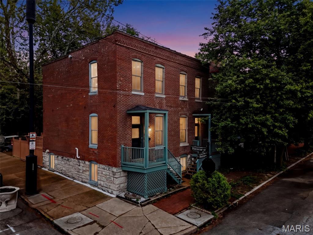 Sianos - Residential