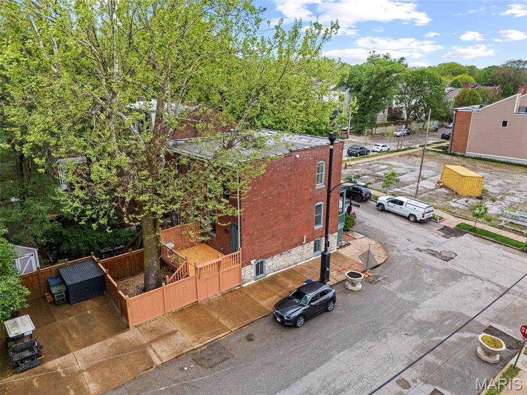 Sianos - Residential