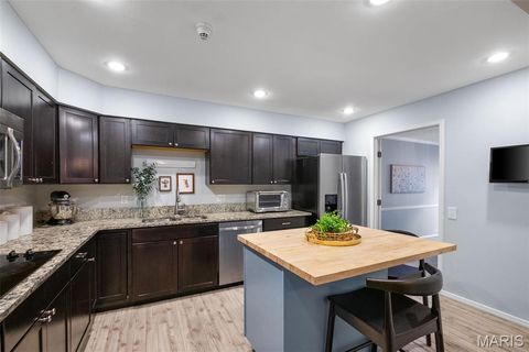 Tiny photo for 508 Coeur De Royale Drive #301, Creve Coeur, MO 63141 (MLS # 25063376)