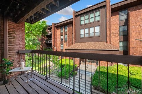 Tiny photo for 508 Coeur De Royale Drive #301, Creve Coeur, MO 63141 (MLS # 25063376)