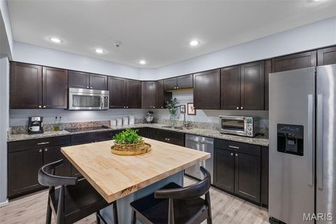 Tiny photo for 508 Coeur De Royale Drive #301, Creve Coeur, MO 63141 (MLS # 25063376)