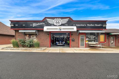 564 E Osage Street Pacific MO 63069