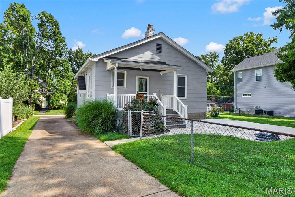 720 Landscape Avenue