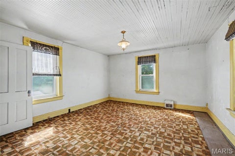Tiny photo for 4176 Highway E, New Haven, MO 63068 (MLS # 26056394)