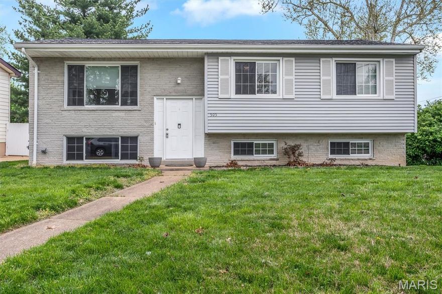 Welcome home to this charming and tastefully updated split-foyer offering 3 bedrooms, 2 baths, and a 1-car garage on a level, fenced lot. You’ll appreciate the beautiful hardwood floors, open floor plan, and the many improvements throughout, including high efficiency HVAC system (2022), HWH (4/2022), Dishwasher (2022), built-in entertainment center with TV (2023), roof (9/2021), electrical panel (2021), updated lighting, 6-panel doors, and detailed fluted millwork around windows and doors. The updated kitchen features newer flooring and countertops, raised panel cabinetry with crown molding and stainless cabinet pulls, spacious pantry, black appliances (includes refrigerator and countertop microwave), window above sink and adjoining dining area that leads to a spacious deck!  Both the hall and primary baths have been stylishly refreshed with modern finishes!  The lower level provides fantastic additional living space with a comfortable family room, recreation area with dry bar, and laundry/workout space with plenty of storage. Step outside to a large deck overlooking the fenced backyard, perfect for entertaining or relaxing. Conveniently located near parks, schools, shopping, restaurants, and major highways, this well-maintained home is truly move-in ready. Showings begin Thursday, 4/16/26, contracts due on Sunday evening by 8pm with a seller response time of Monday at 10pm.