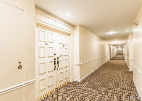 Tiny photo for 590 Sarah Lane #208, Creve Coeur, MO 63141 (MLS # 25076947)