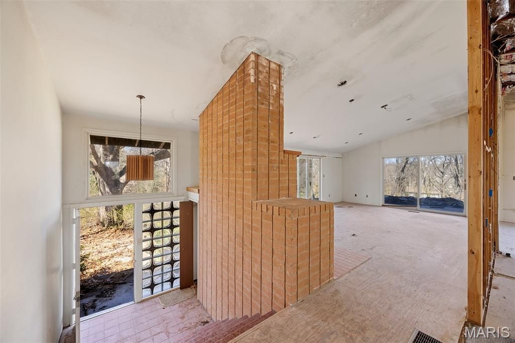 Photo of 1400 Hudson Road, St Louis, MO 63135 (MLS # 26023993)