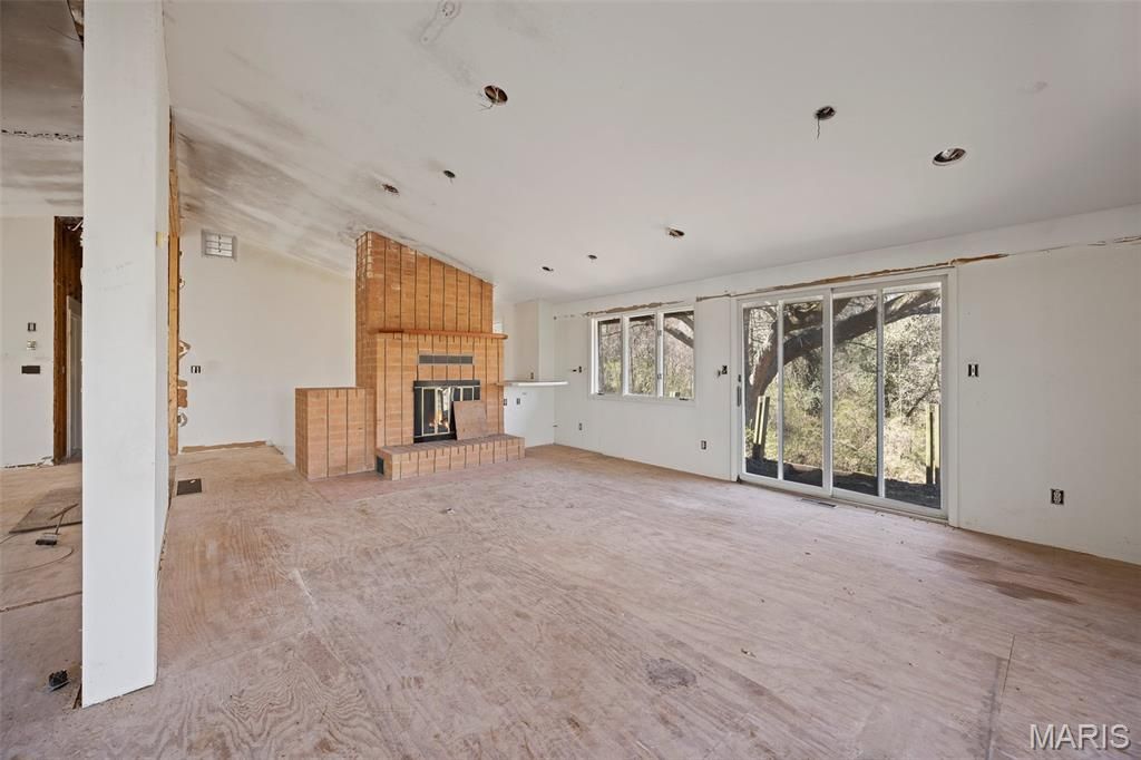 Photo of 1400 Hudson Road, St Louis, MO 63135 (MLS # 26023993)