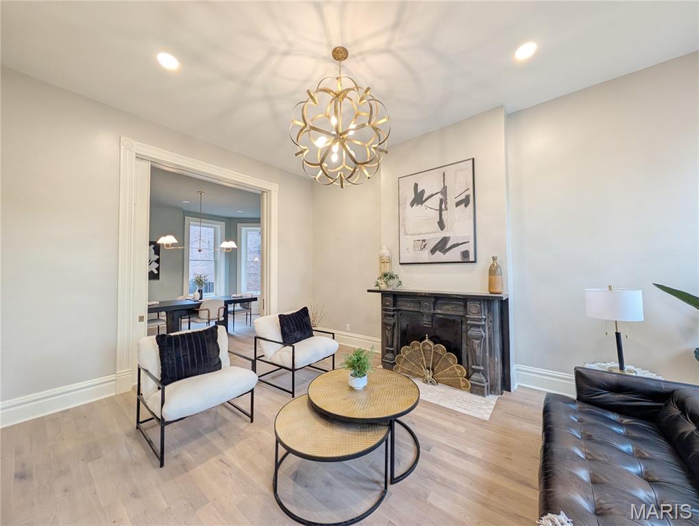 1819 Lafayette Avenue