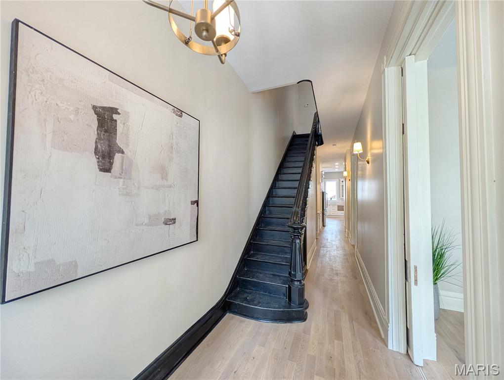 1819 Lafayette Avenue