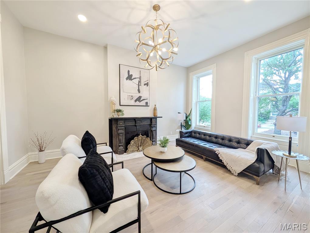 1819 Lafayette Avenue