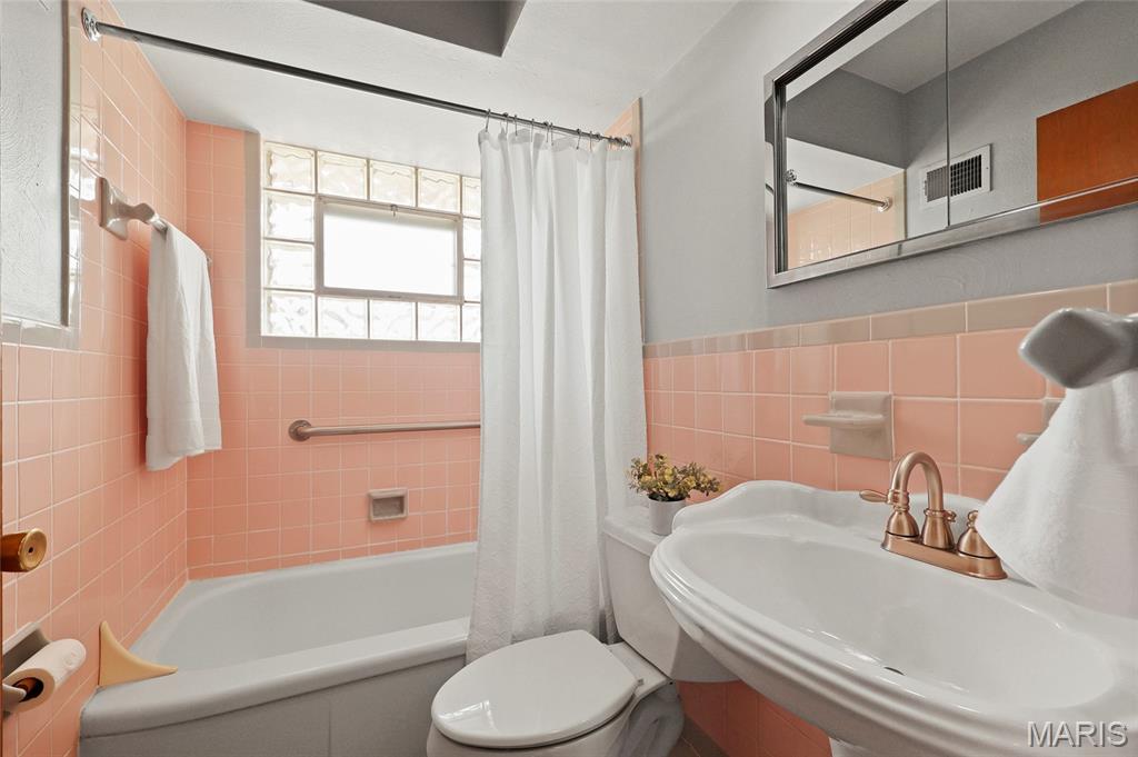 Richford Gardens 3 - Residential